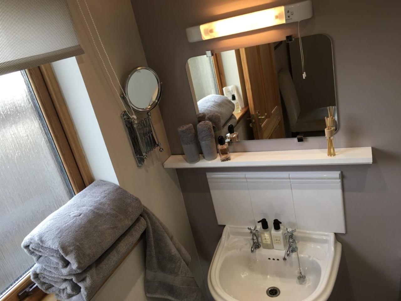 Corran Cottage Inverness Ngoại thất bức ảnh